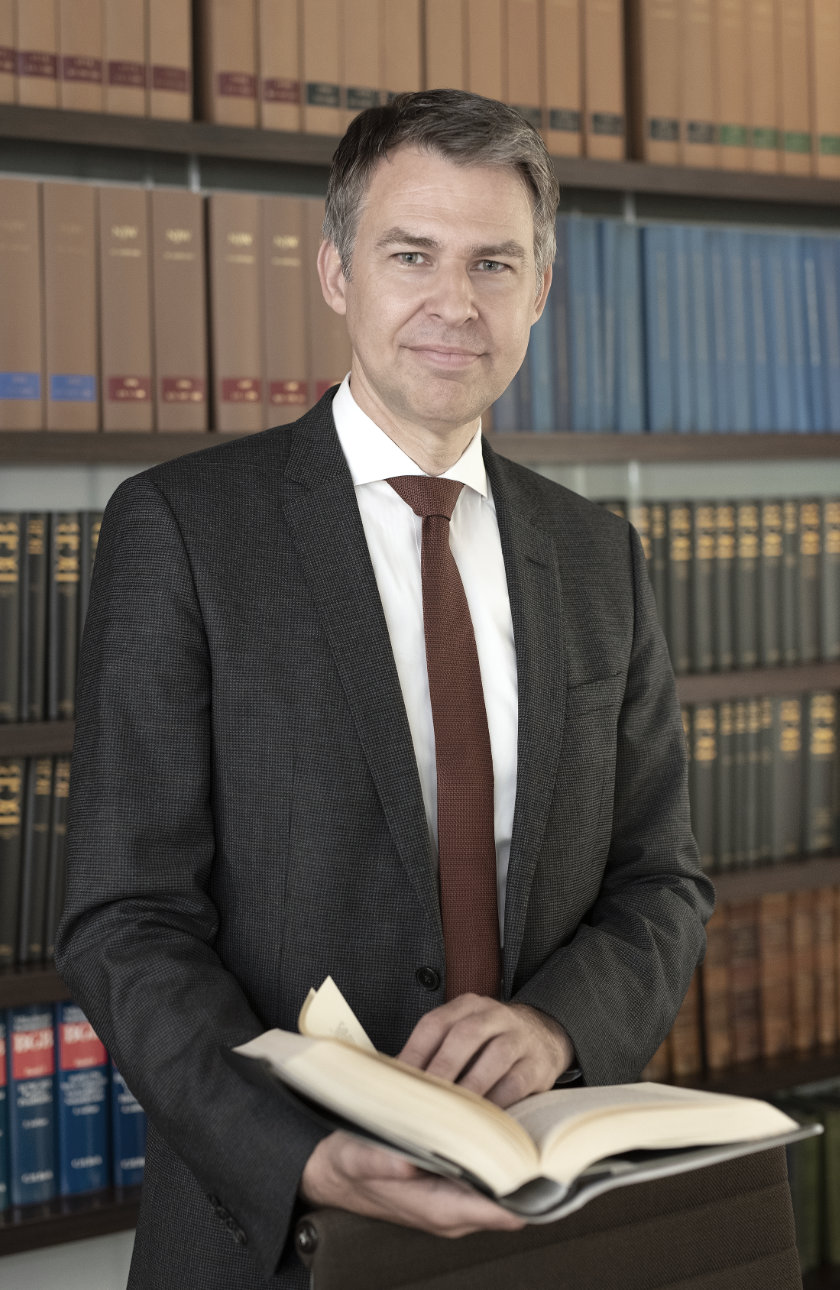 Dr. Matthias Neuhausen